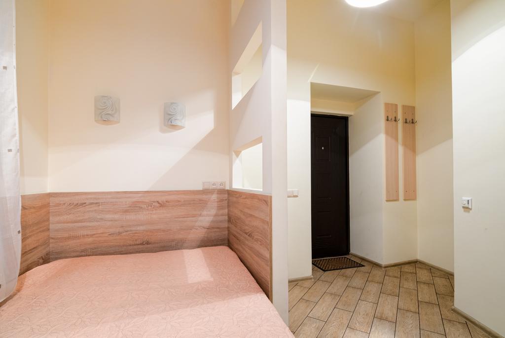 Economy Apartment On Rappoporta 7A-1 Lviv Exterior photo